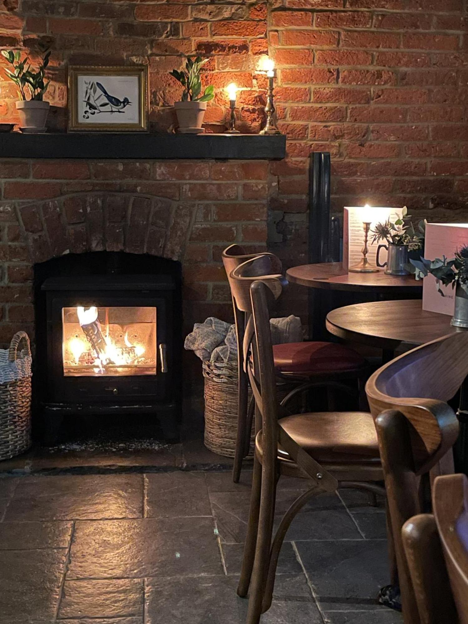 The Plume Of Feathers Farnham  Εξωτερικό φωτογραφία